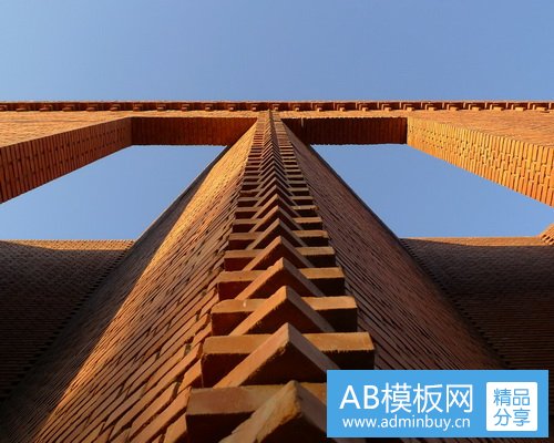 红砖美术馆展馆外墙